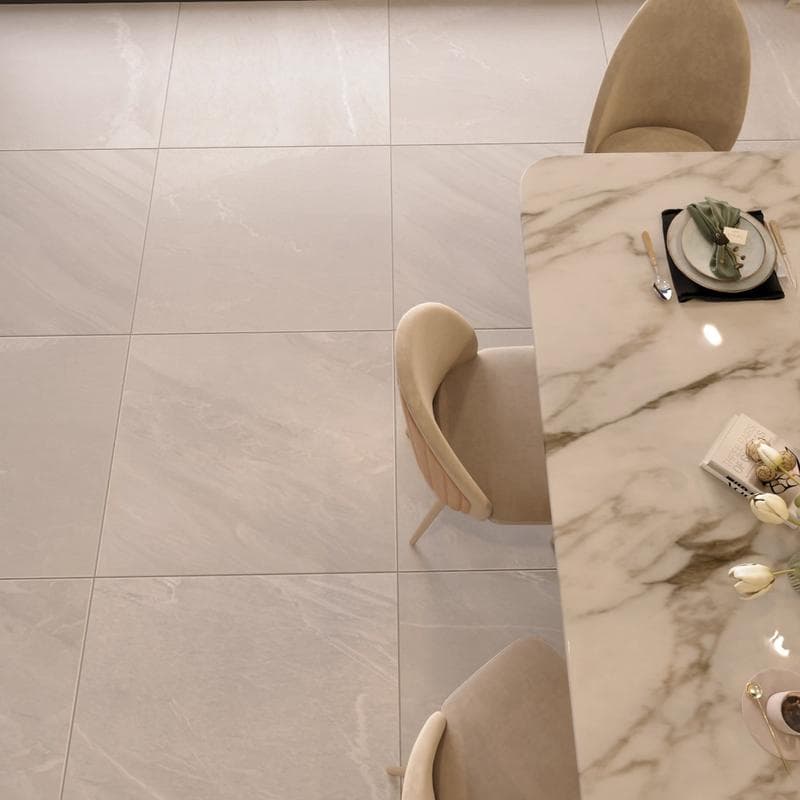Pietrasanta Light Grey Matt Polished 35x35 Field - Image 8