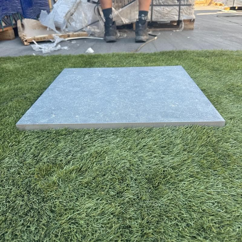 Bluestone Dark Grey 2cm Paver 24x48 - Image 7